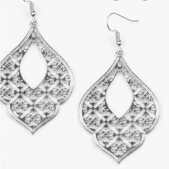 Bundle of Three Pairs of Quality Costume Silver Earrings See Photos & Read Below - Picture 2 of 6